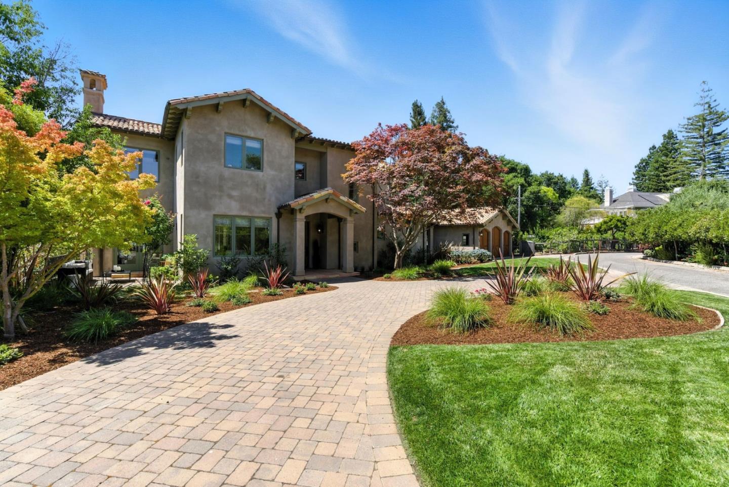 Detail Gallery Image 2 of 76 For 45 Sneckner Ct, Menlo Park,  CA 94025 - 5 Beds | 3/2 Baths