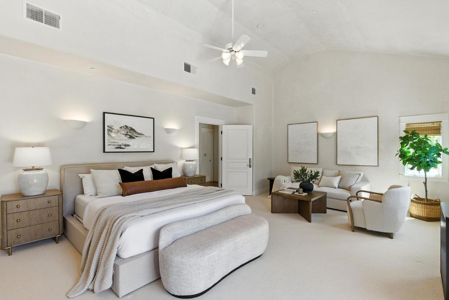 Detail Gallery Image 27 of 76 For 45 Sneckner Ct, Menlo Park,  CA 94025 - 5 Beds | 3/2 Baths