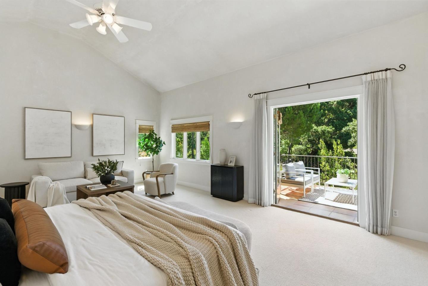 Detail Gallery Image 28 of 76 For 45 Sneckner Ct, Menlo Park,  CA 94025 - 5 Beds | 3/2 Baths