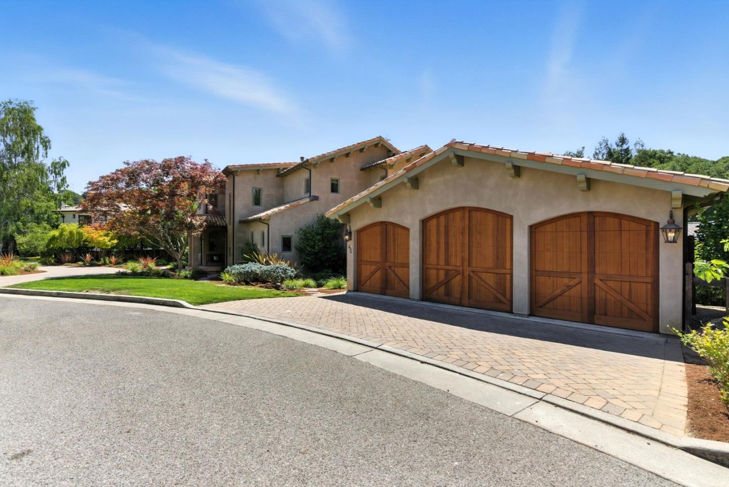 Detail Gallery Image 3 of 76 For 45 Sneckner Ct, Menlo Park,  CA 94025 - 5 Beds | 3/2 Baths