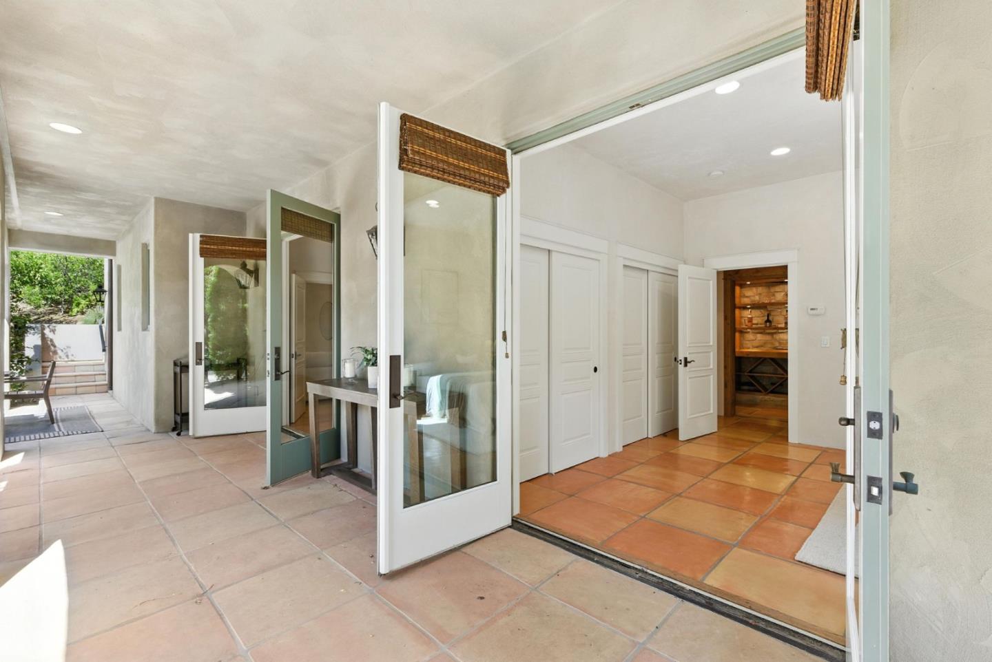 Detail Gallery Image 57 of 76 For 45 Sneckner Ct, Menlo Park,  CA 94025 - 5 Beds | 3/2 Baths