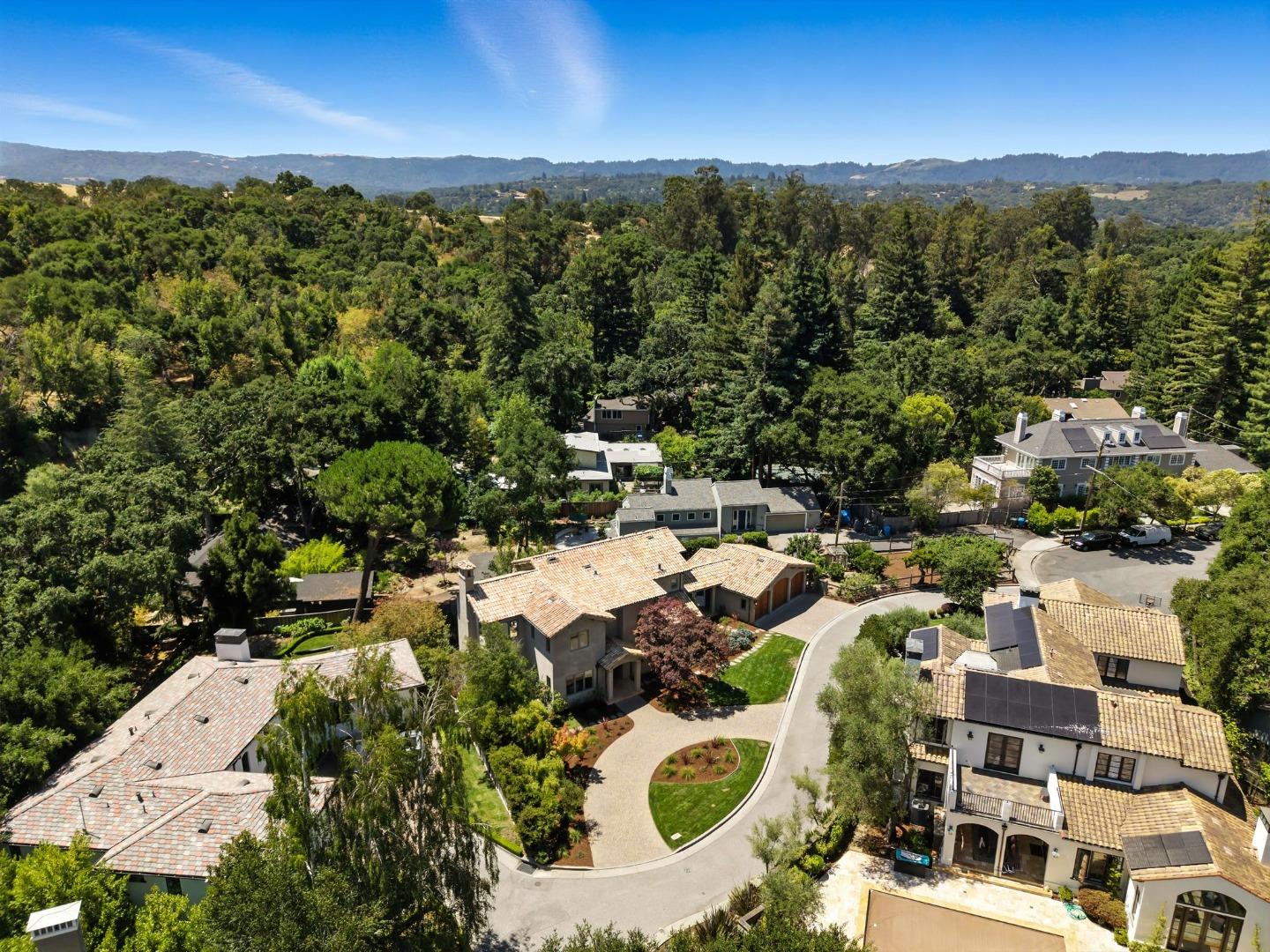 Detail Gallery Image 74 of 76 For 45 Sneckner Ct, Menlo Park,  CA 94025 - 5 Beds | 3/2 Baths