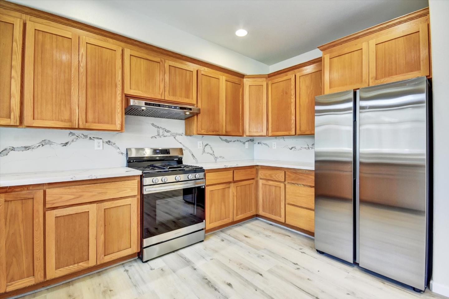 Detail Gallery Image 16 of 53 For 18437 Opal Ln, Morgan Hill,  CA 95037 - 2 Beds | 2/1 Baths