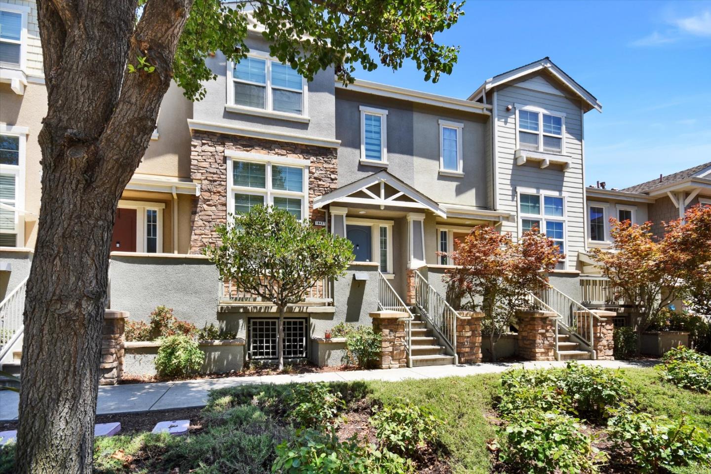 Detail Gallery Image 2 of 53 For 18437 Opal Ln, Morgan Hill,  CA 95037 - 2 Beds | 2/1 Baths