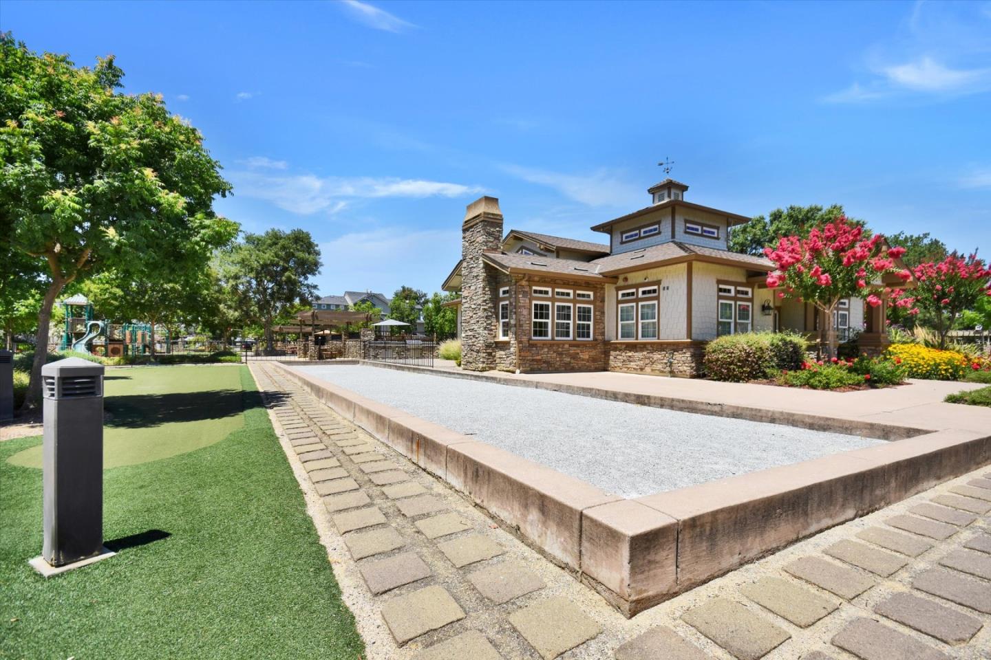Detail Gallery Image 44 of 53 For 18437 Opal Ln, Morgan Hill,  CA 95037 - 2 Beds | 2/1 Baths