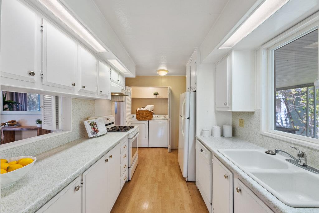 Detail Gallery Image 6 of 29 For 444 Whispering Pines #168,  Scotts Valley,  CA 95066 - 2 Beds | 2 Baths