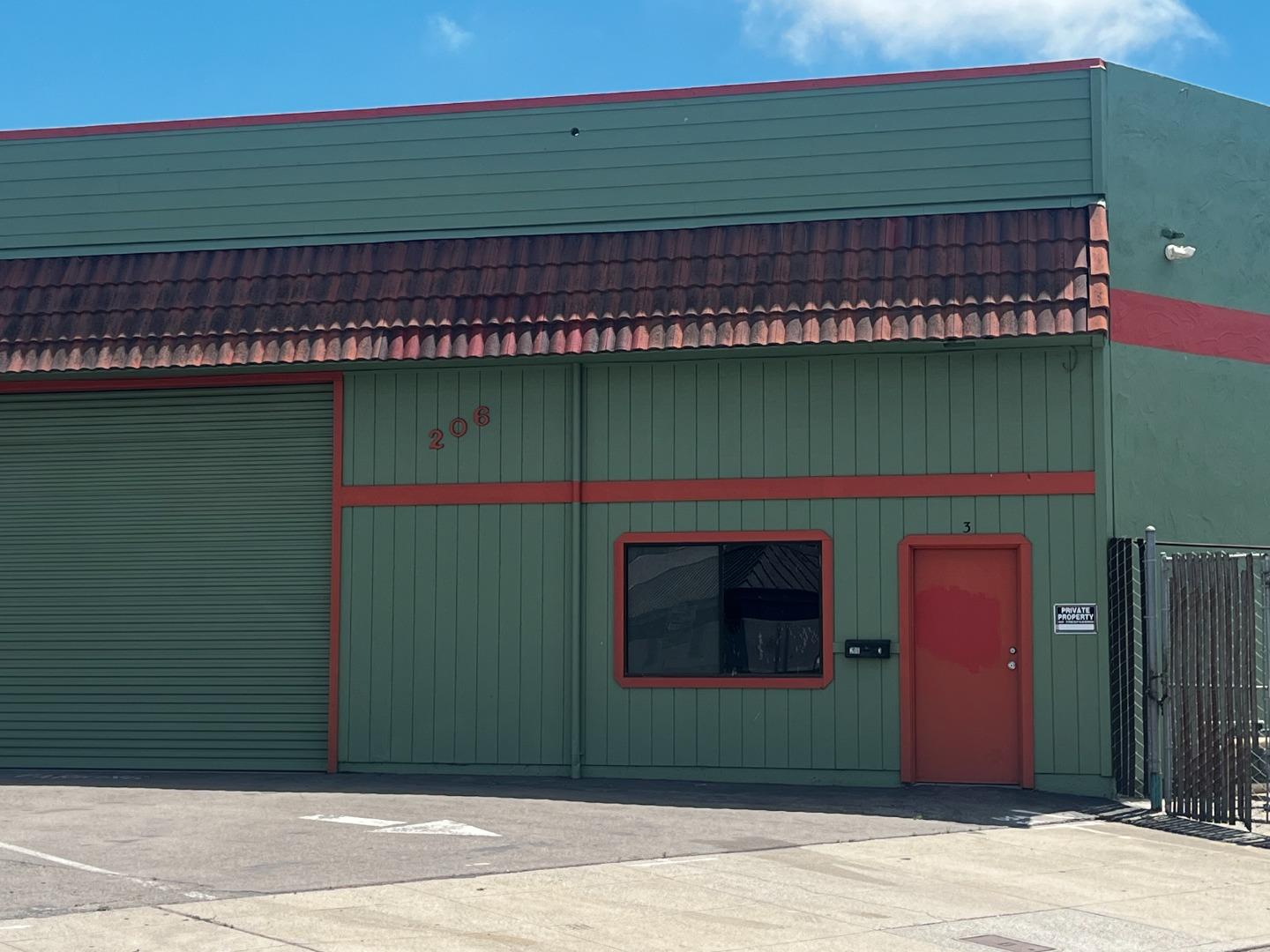 Detail Gallery Image 14 of 31 For 206 Market Way, Salinas,  CA 93901 - – Beds | – Baths