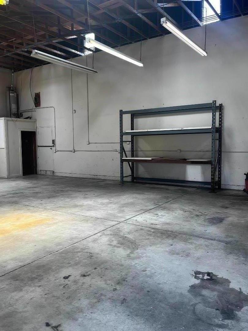 Detail Gallery Image 20 of 31 For 206 Market Way, Salinas,  CA 93901 - – Beds | – Baths