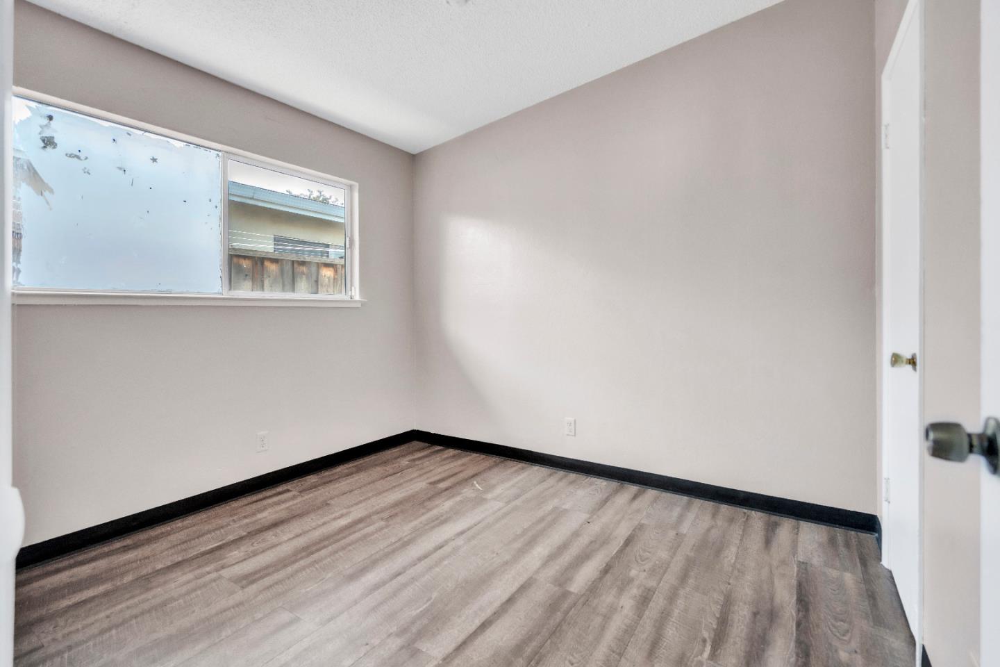 Detail Gallery Image 15 of 24 For 2523 Senter Rd, San Jose,  CA 95111 - – Beds | – Baths