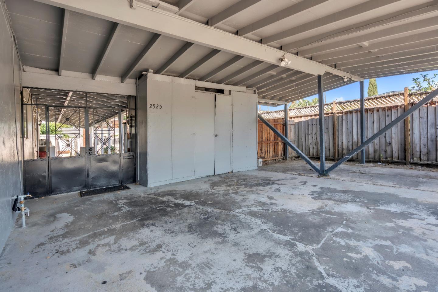 Detail Gallery Image 6 of 24 For 2523 Senter Rd, San Jose,  CA 95111 - – Beds | – Baths