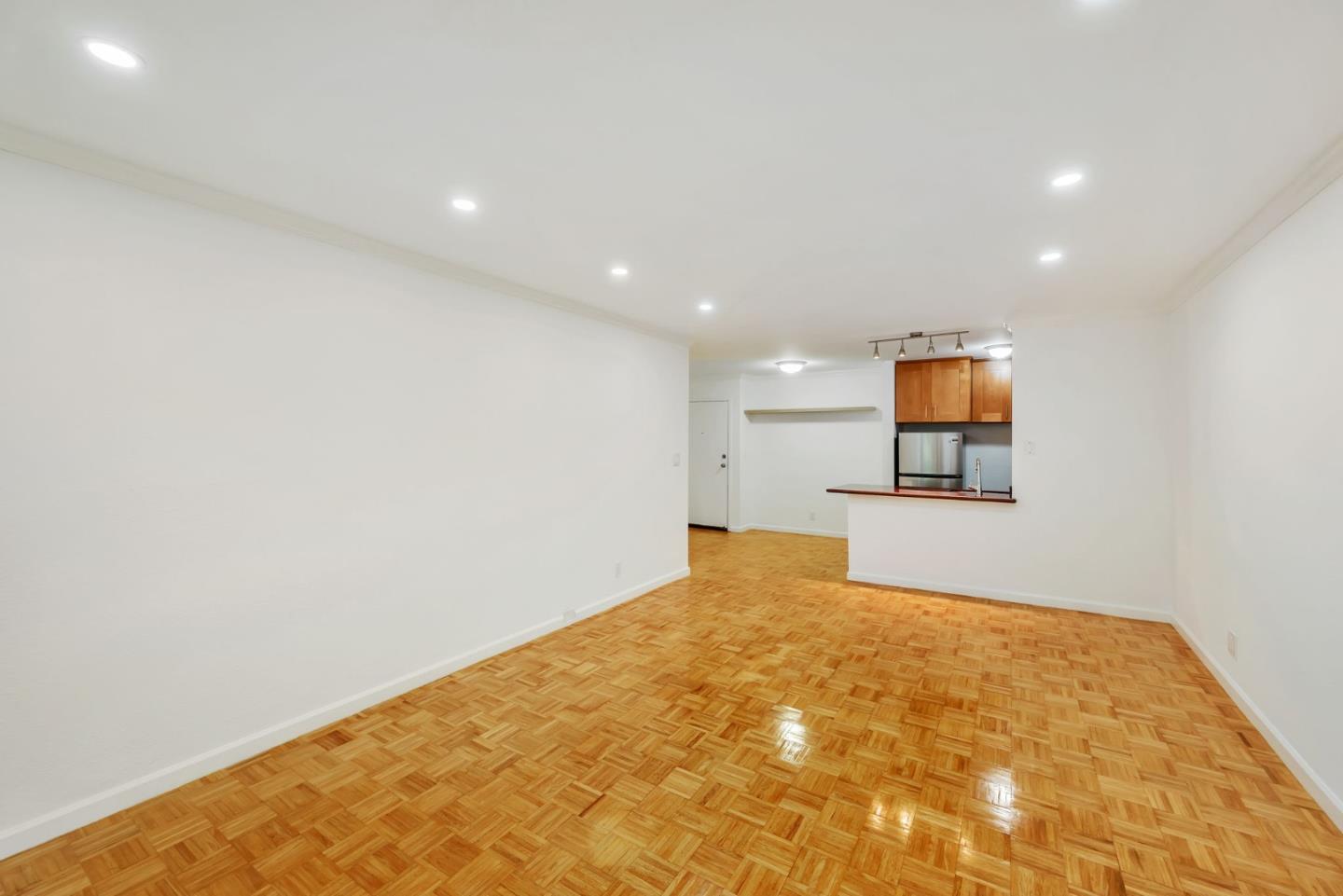 Detail Gallery Image 15 of 74 For 377 Mandarin Dr #207,  Daly City,  CA 94015 - 1 Beds | 1 Baths