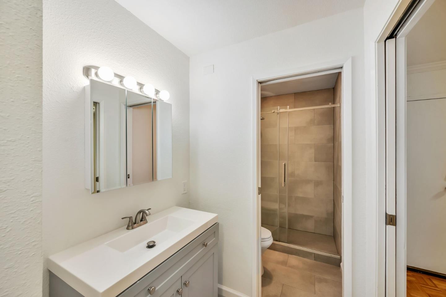 Detail Gallery Image 27 of 74 For 377 Mandarin Dr #207,  Daly City,  CA 94015 - 1 Beds | 1 Baths