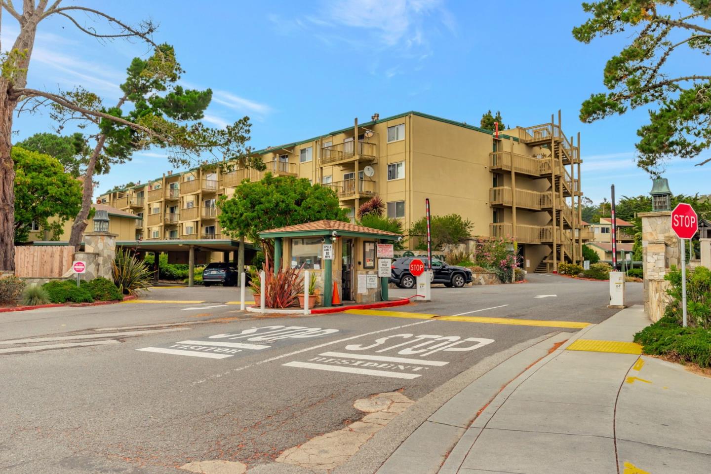 Detail Gallery Image 47 of 74 For 377 Mandarin Dr #207,  Daly City,  CA 94015 - 1 Beds | 1 Baths