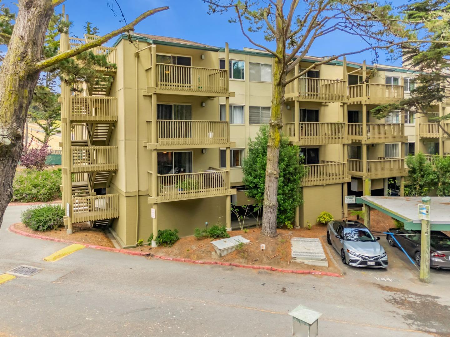 Detail Gallery Image 49 of 74 For 377 Mandarin Dr #207,  Daly City,  CA 94015 - 1 Beds | 1 Baths