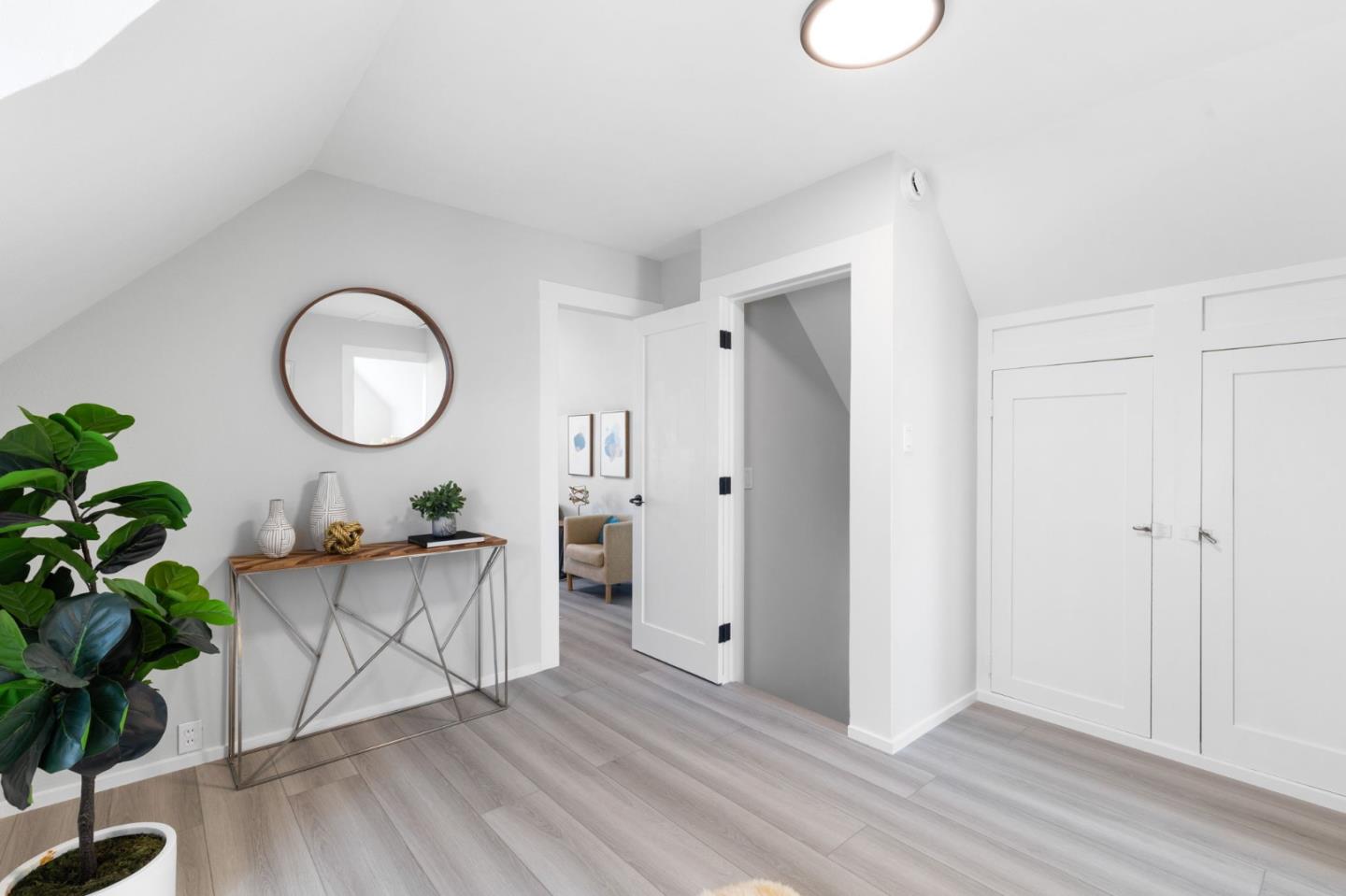 Detail Gallery Image 20 of 37 For 112 Peabody St, San Francisco,  CA 94134 - 4 Beds | 1/1 Baths