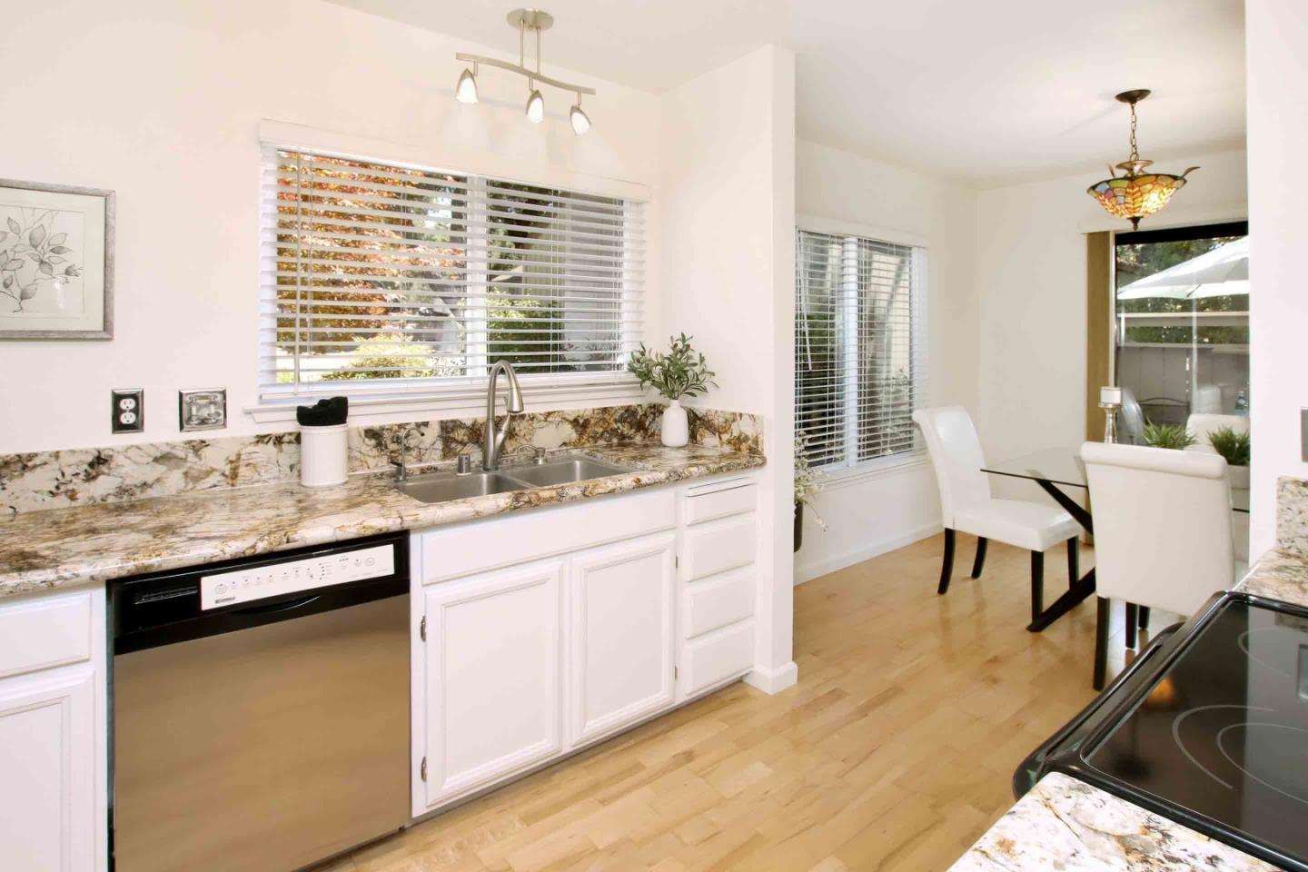 Detail Gallery Image 9 of 24 For 111 Bean Creek Rd #43,  Scotts Valley,  CA 95066 - 2 Beds | 2 Baths
