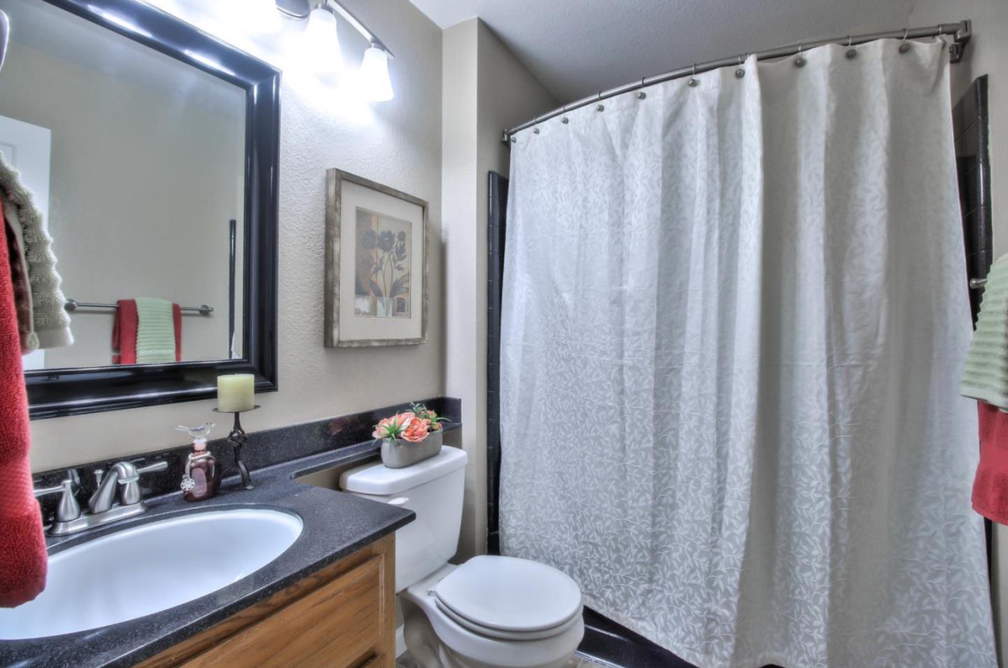 Detail Gallery Image 12 of 21 For 1714 Bevin Brook Dr, San Jose,  CA 95112 - 3 Beds | 3 Baths