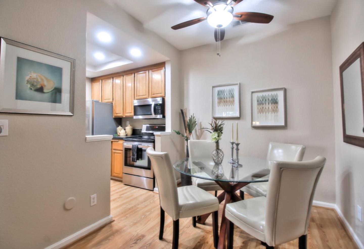 Detail Gallery Image 7 of 21 For 1714 Bevin Brook Dr, San Jose,  CA 95112 - 3 Beds | 3 Baths