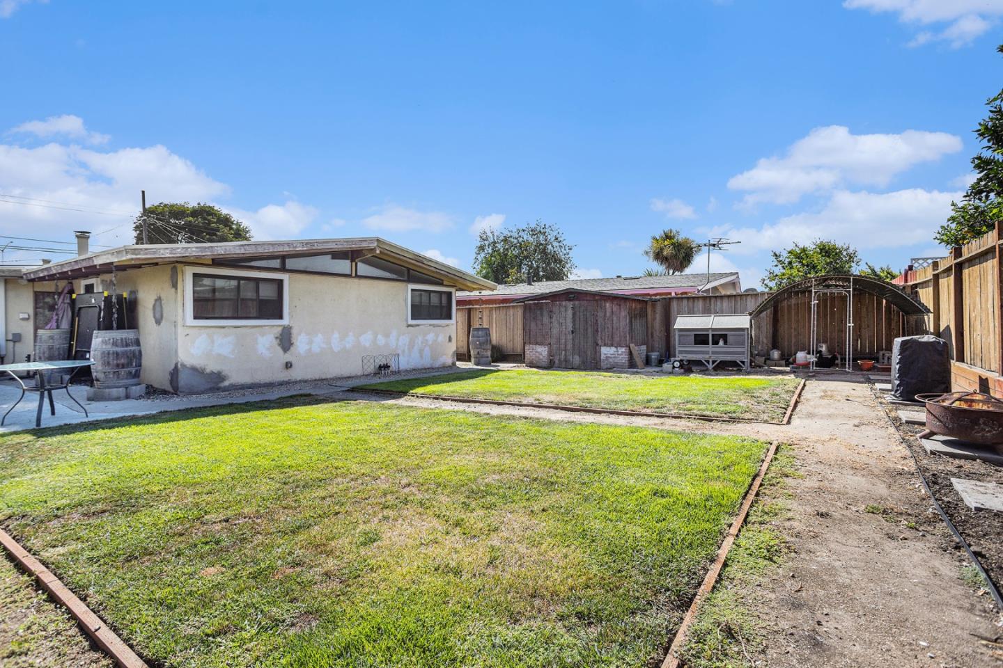 Detail Gallery Image 15 of 17 For 27727 Orlando Ave, Hayward,  CA 94545 - 3 Beds | 2 Baths