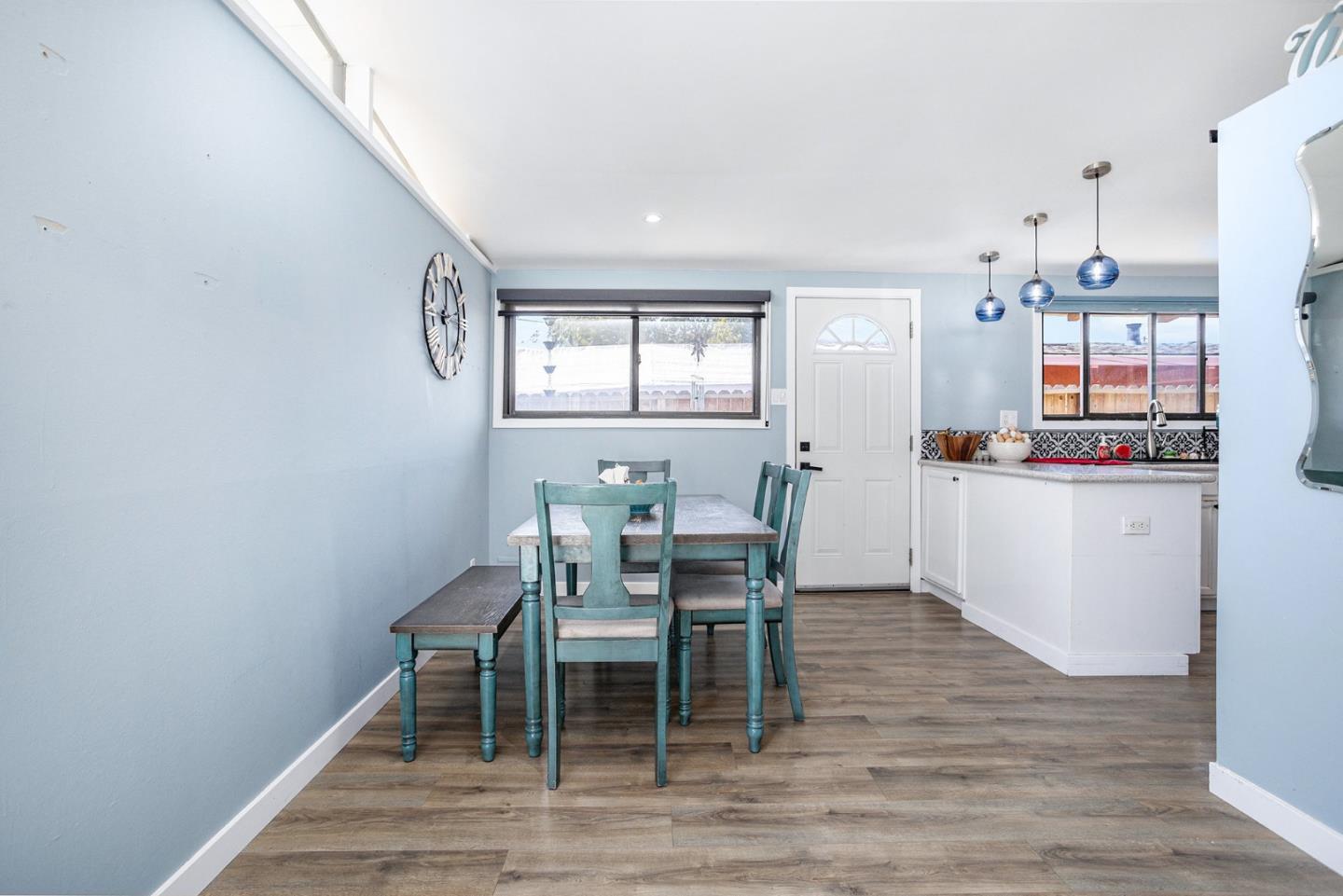 Detail Gallery Image 6 of 17 For 27727 Orlando Ave, Hayward,  CA 94545 - 3 Beds | 2 Baths