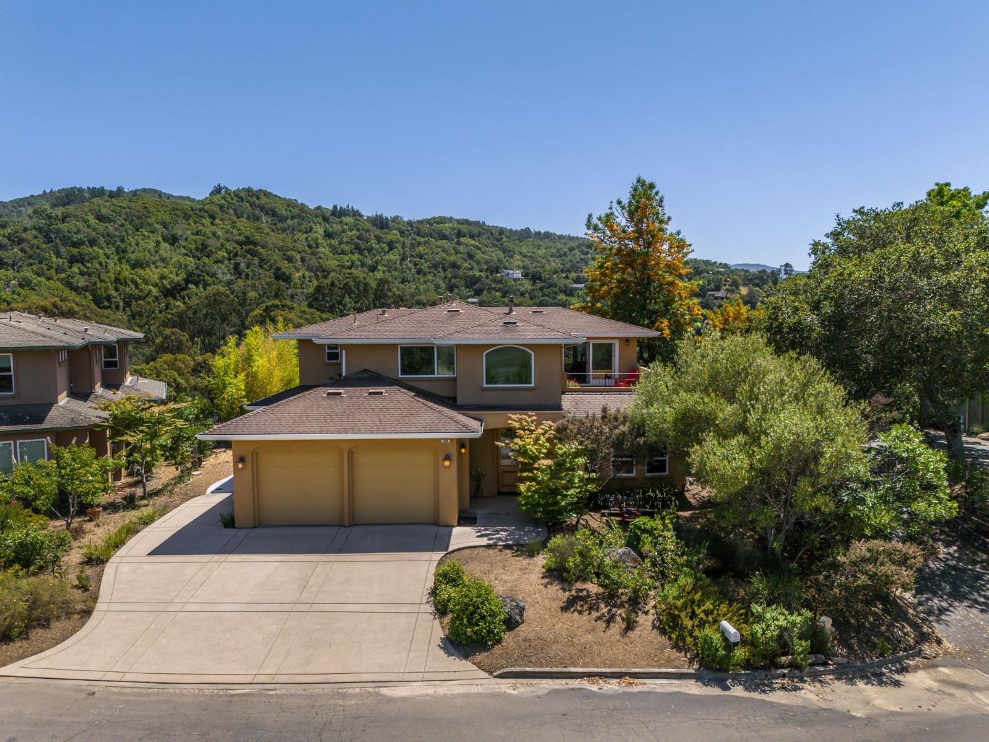 Detail Gallery Image 1 of 68 For 454 Upper Rd, San Rafael,  CA 94903 - 4 Beds | 3/1 Baths