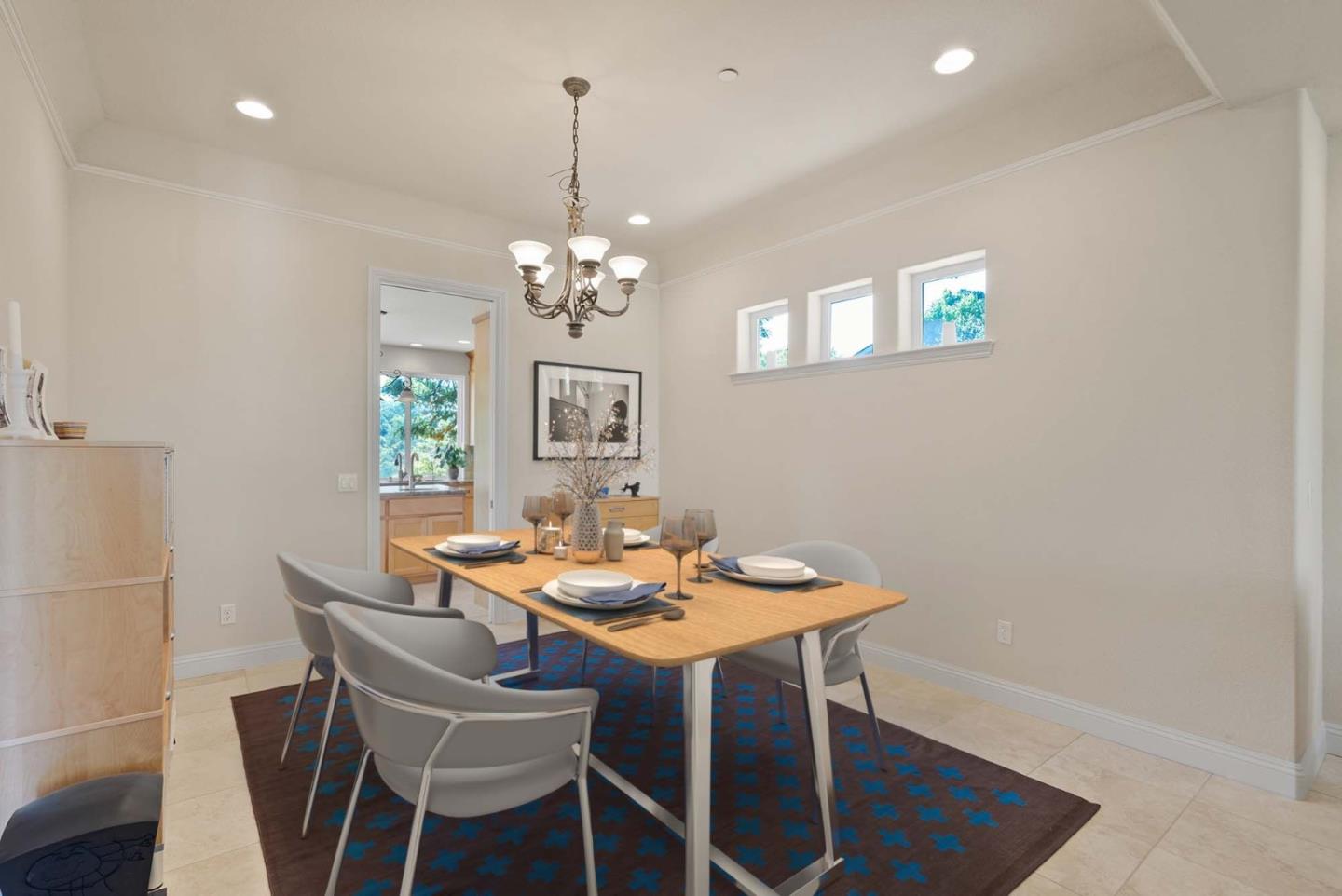 Detail Gallery Image 10 of 68 For 454 Upper Rd, San Rafael,  CA 94903 - 4 Beds | 3/1 Baths