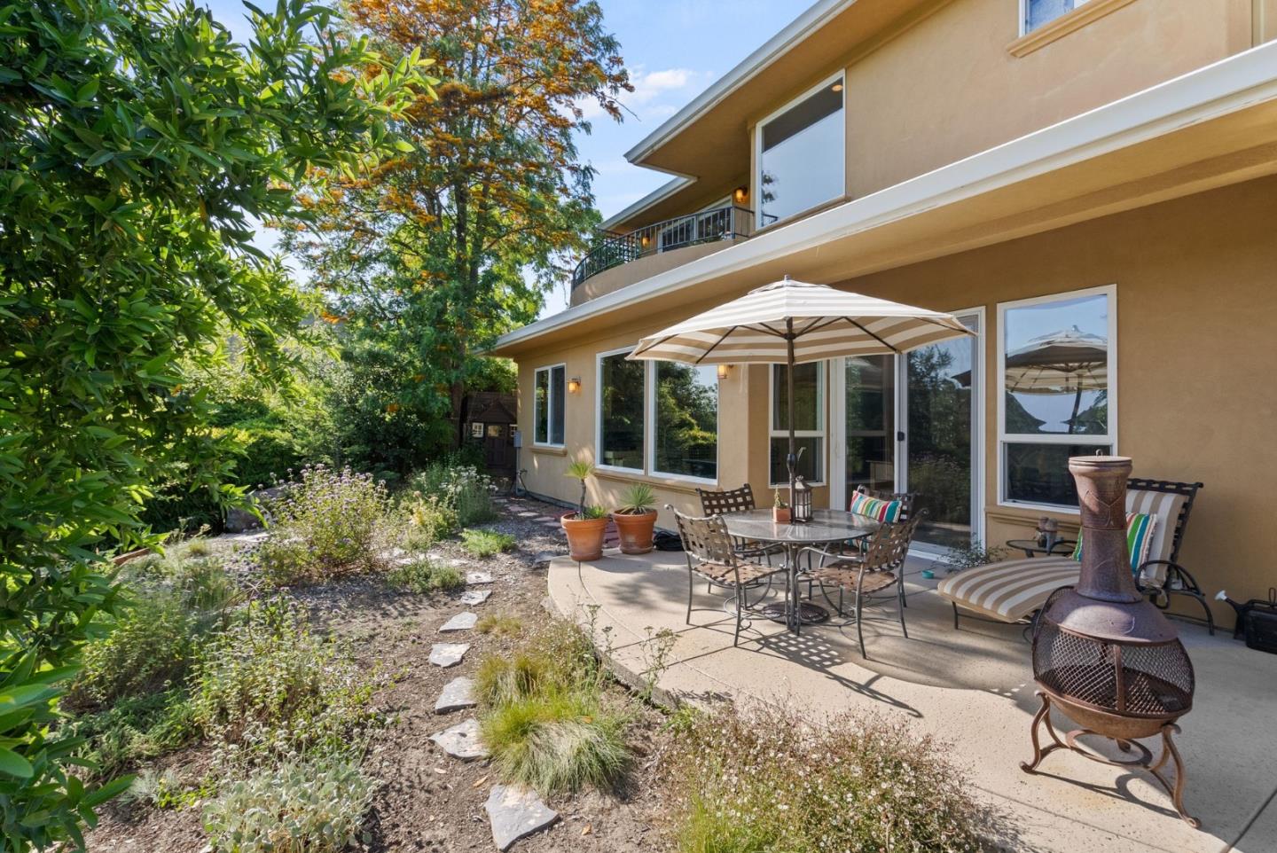 Detail Gallery Image 24 of 68 For 454 Upper Rd, San Rafael,  CA 94903 - 4 Beds | 3/1 Baths