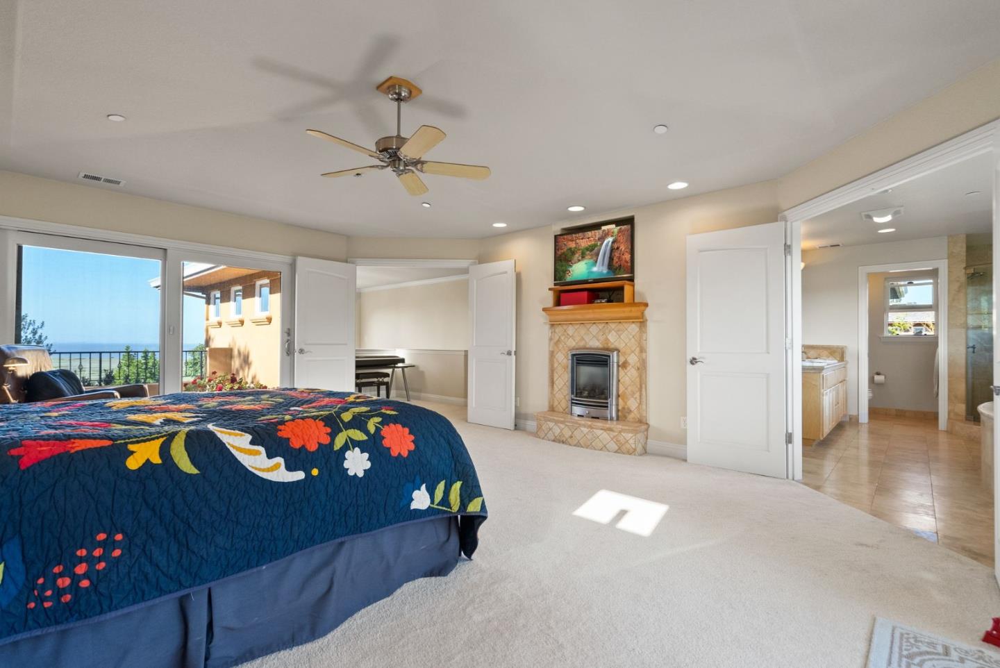 Detail Gallery Image 39 of 68 For 454 Upper Rd, San Rafael,  CA 94903 - 4 Beds | 3/1 Baths