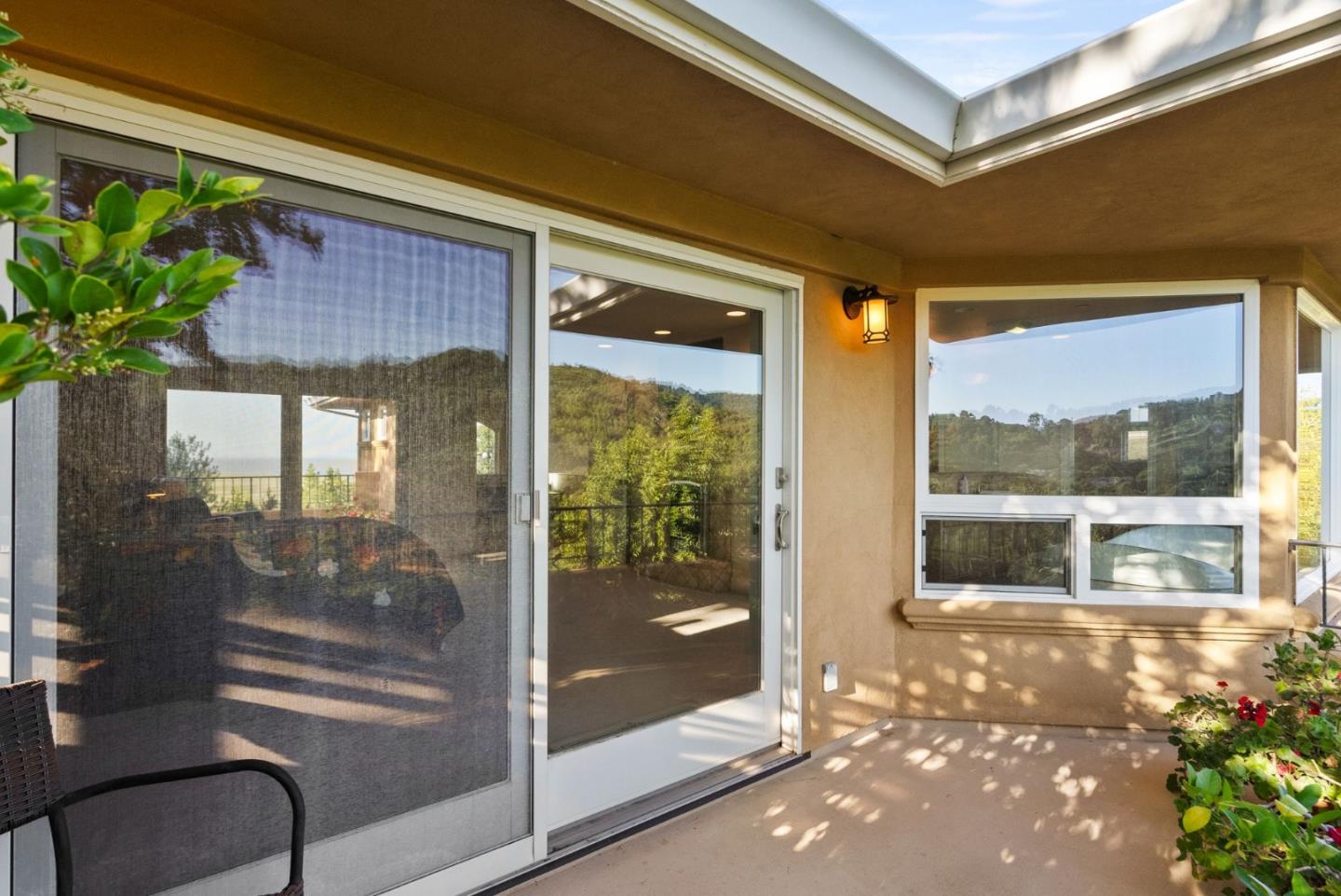 Detail Gallery Image 49 of 68 For 454 Upper Rd, San Rafael,  CA 94903 - 4 Beds | 3/1 Baths