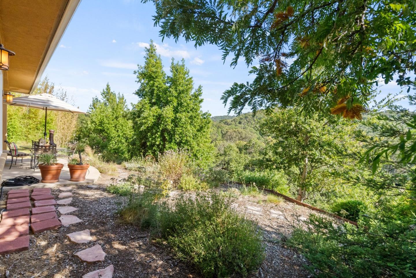 Detail Gallery Image 64 of 68 For 454 Upper Rd, San Rafael,  CA 94903 - 4 Beds | 3/1 Baths