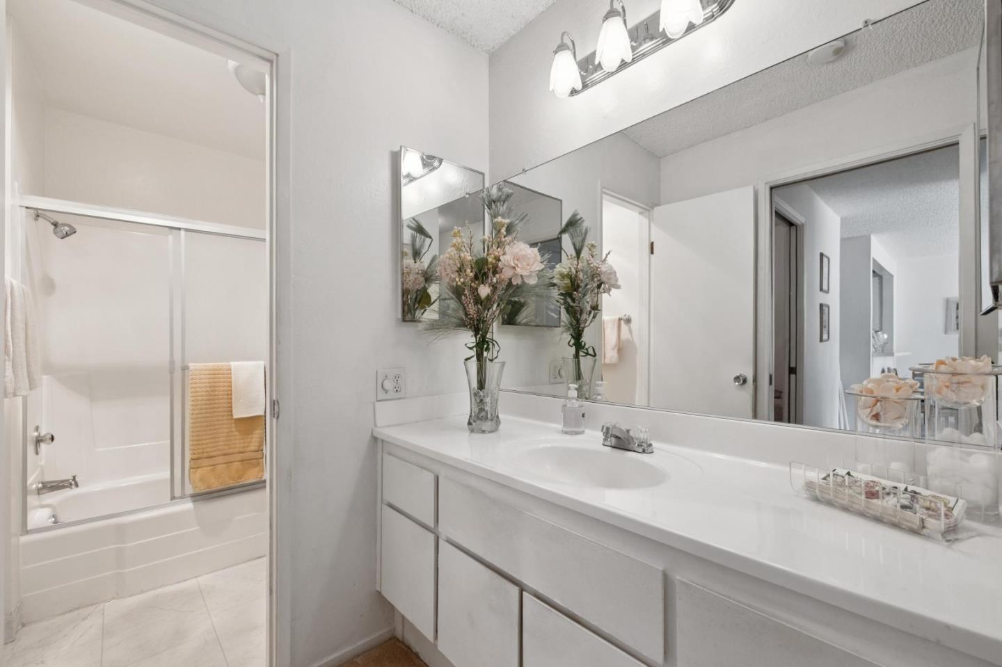 Detail Gallery Image 11 of 29 For 1550 Frontera Way #118,  Millbrae,  CA 94030 - 1 Beds | 1 Baths
