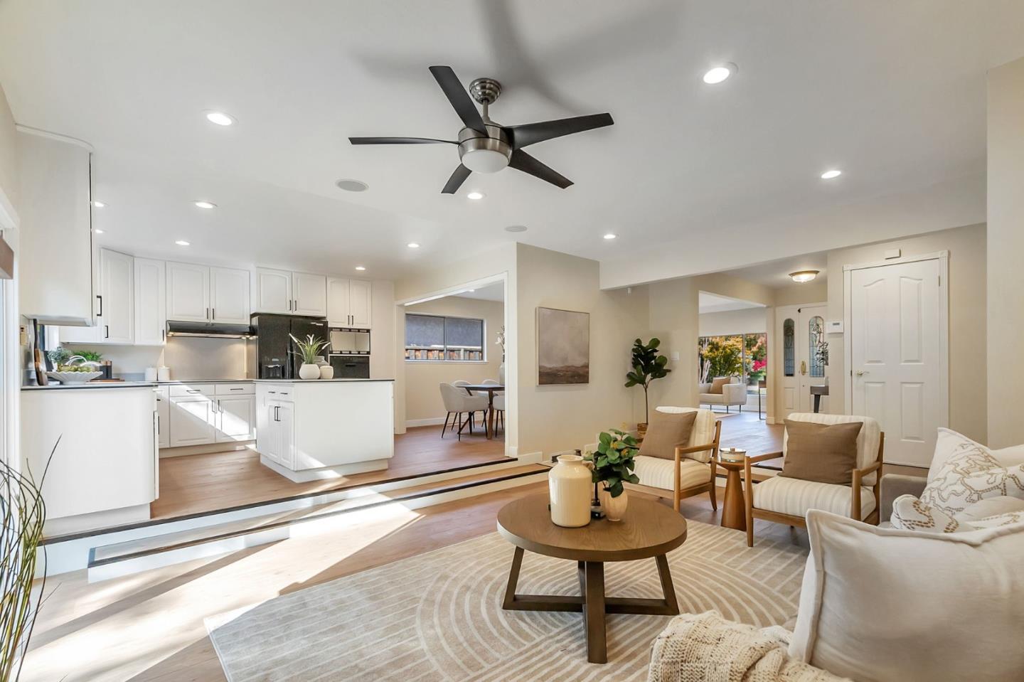 Detail Gallery Image 15 of 34 For 3583 Eastridge Dr, San Jose,  CA 95148 - 4 Beds | 2 Baths