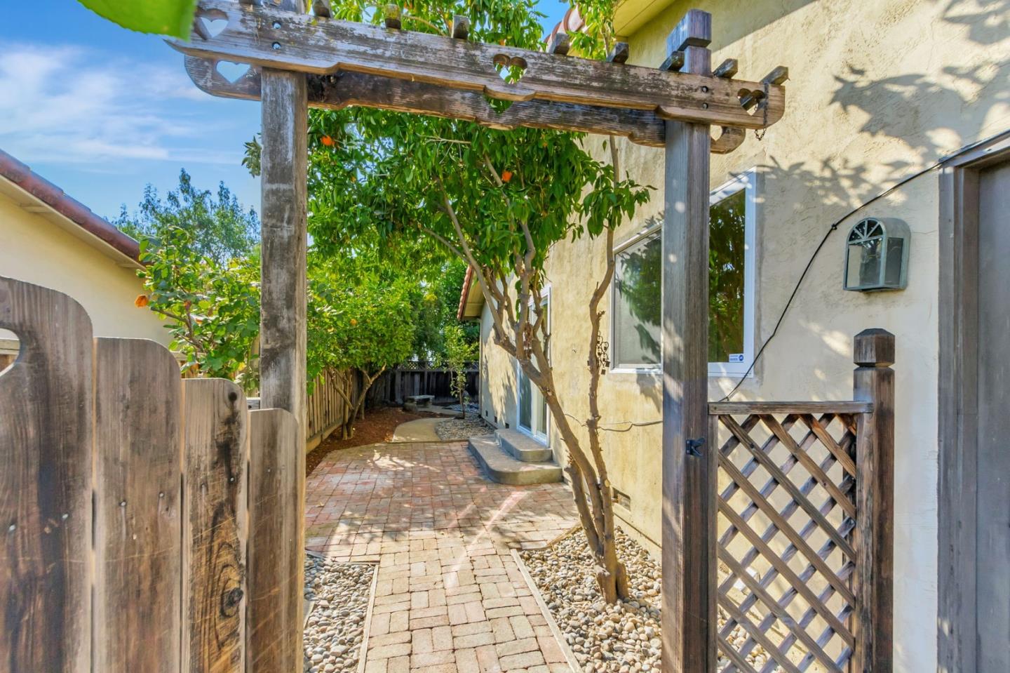 Detail Gallery Image 34 of 34 For 3583 Eastridge Dr, San Jose,  CA 95148 - 4 Beds | 2 Baths