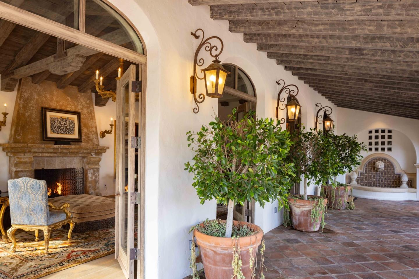 Detail Gallery Image 11 of 68 For 1463 Oleada Rd, Pebble Beach,  CA 93953 - 8 Beds | 9/2 Baths