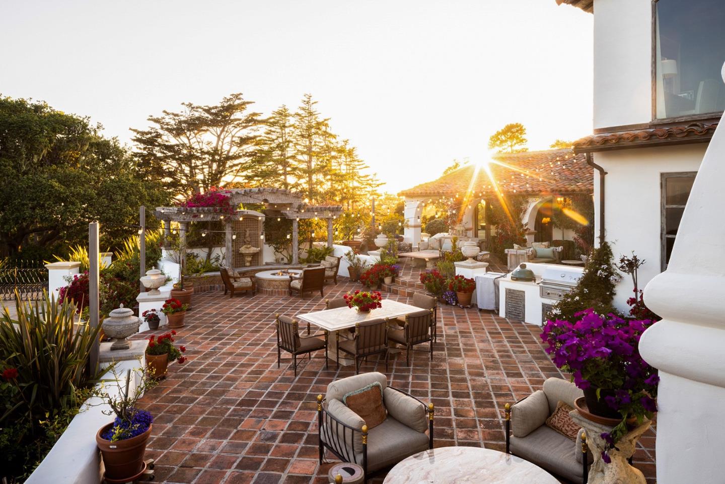 Detail Gallery Image 24 of 68 For 1463 Oleada Rd, Pebble Beach,  CA 93953 - 8 Beds | 9/2 Baths