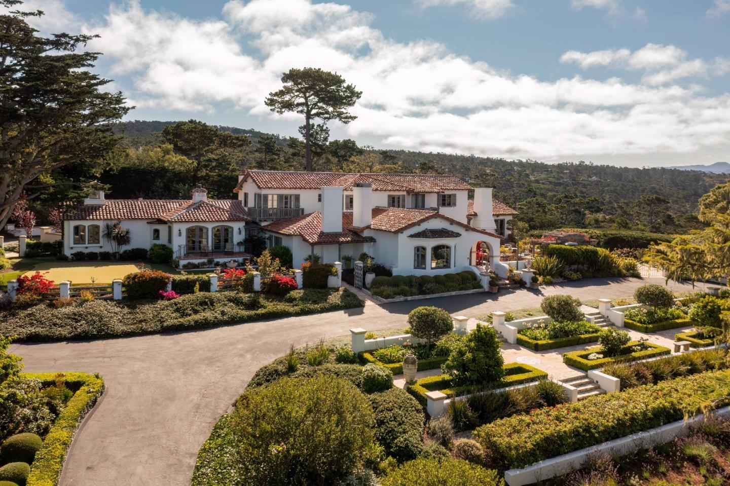 Detail Gallery Image 5 of 68 For 1463 Oleada Rd, Pebble Beach,  CA 93953 - 8 Beds | 9/2 Baths