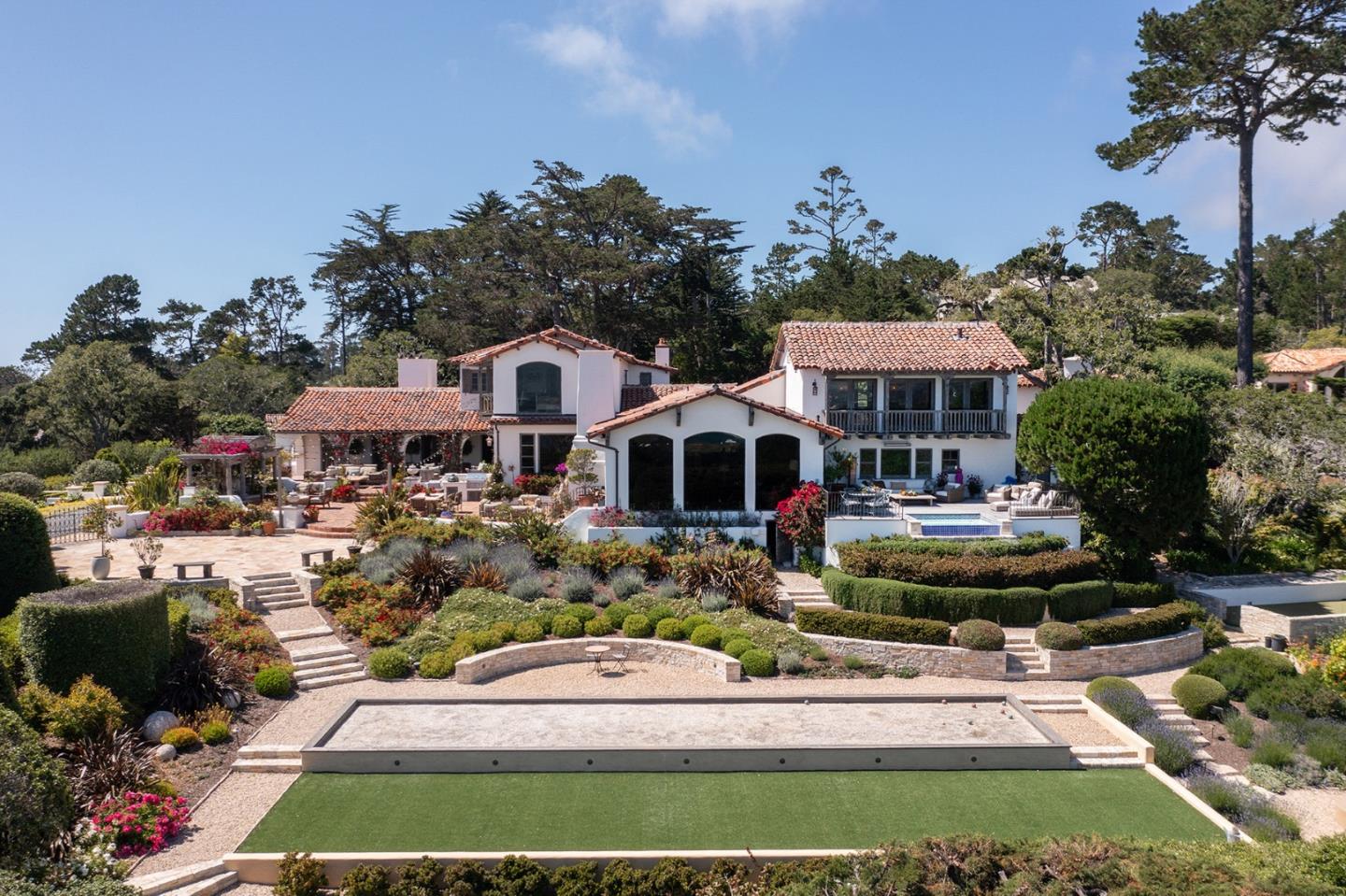 Detail Gallery Image 6 of 68 For 1463 Oleada Rd, Pebble Beach,  CA 93953 - 8 Beds | 9/2 Baths