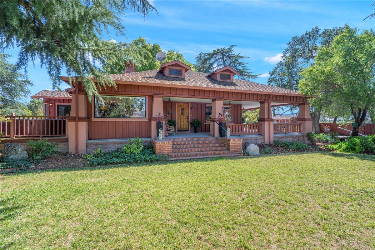 Detail Gallery Image 3 of 41 For 14325 Monterey Rd, San Martin,  CA 95046 - 2 Beds | 2/1 Baths