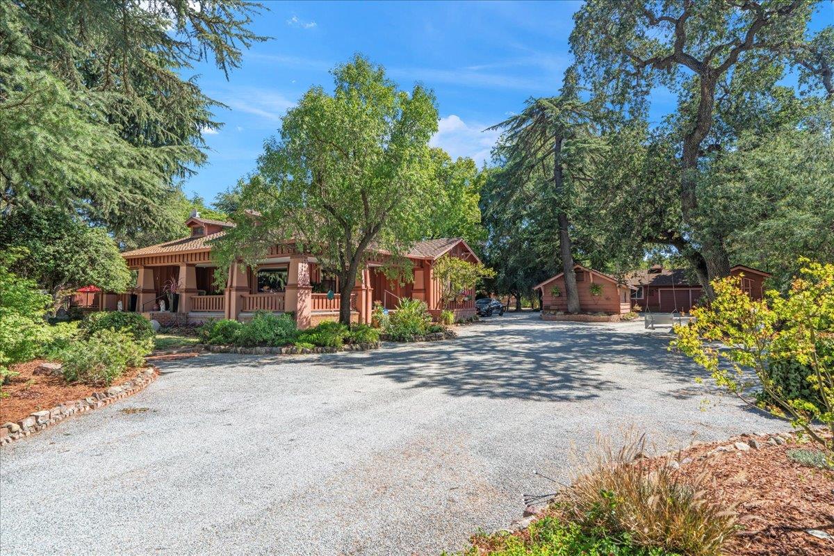 Detail Gallery Image 5 of 41 For 14325 Monterey Rd, San Martin,  CA 95046 - 2 Beds | 2/1 Baths