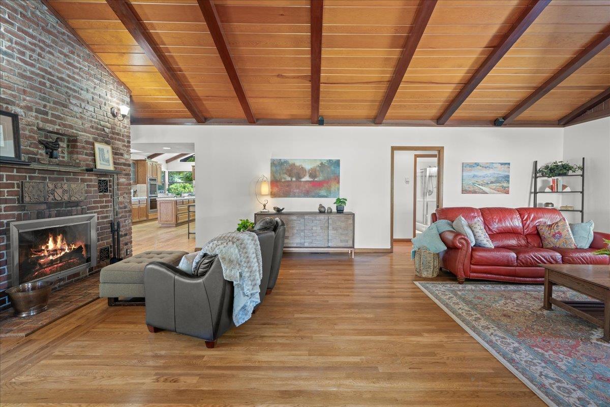 Detail Gallery Image 8 of 41 For 14325 Monterey Rd, San Martin,  CA 95046 - 2 Beds | 2/1 Baths