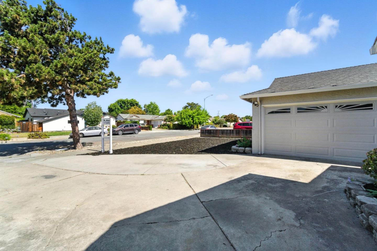 Detail Gallery Image 33 of 36 For 769 Coakley Dr, San Jose,  CA 95117 - 4 Beds | 2 Baths