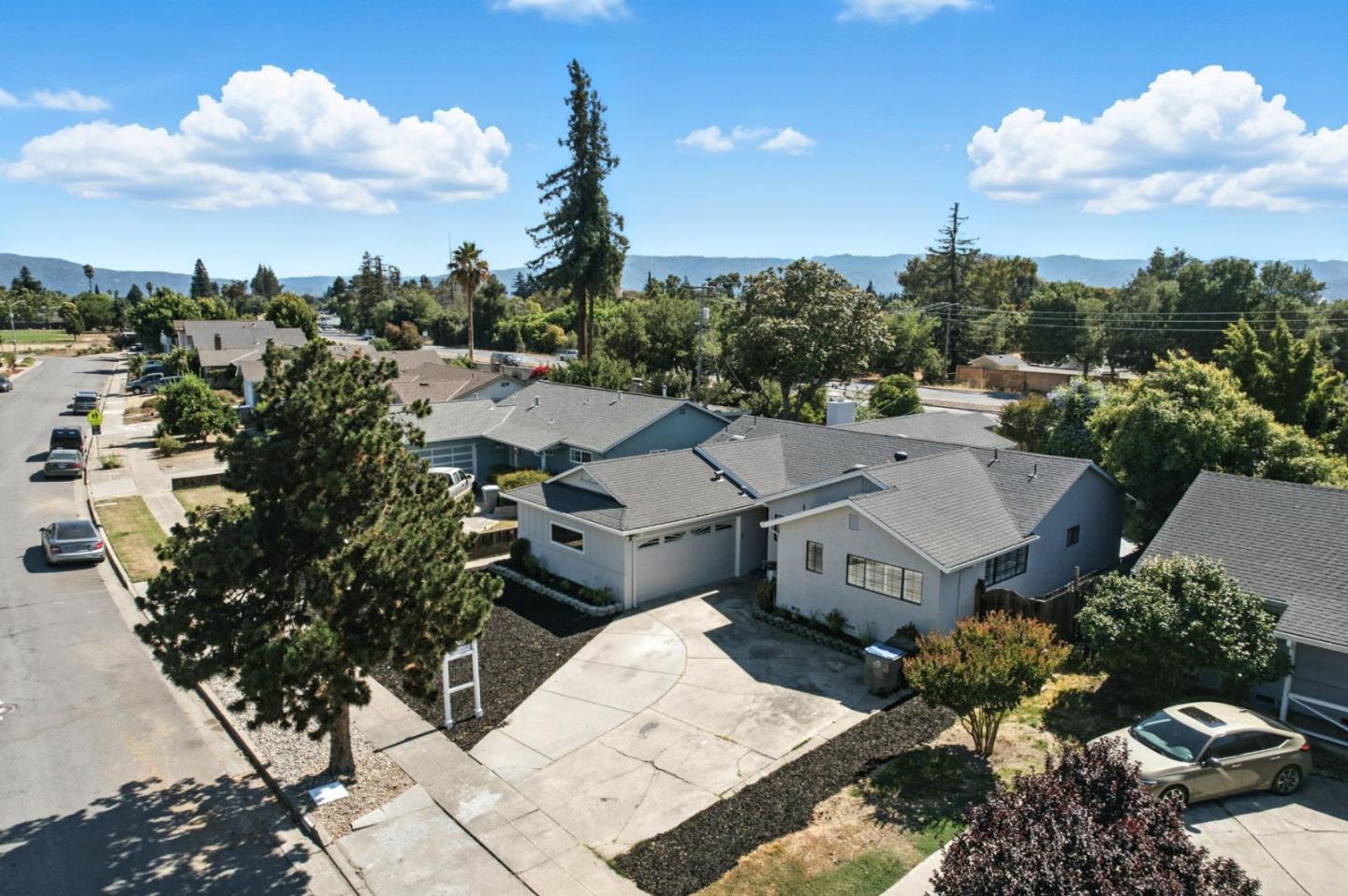 769 Coakley Drive, San Jose, California 95117, 4 Bedrooms Bedrooms, ,2 BathroomsBathrooms,Residential,For Sale,769 Coakley Drive,ML82015242