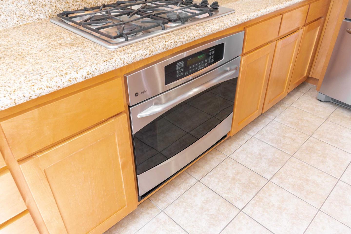 Detail Gallery Image 17 of 47 For 1024 Jena Ter, Sunnyvale,  CA 94089 - 4 Beds | 3/1 Baths