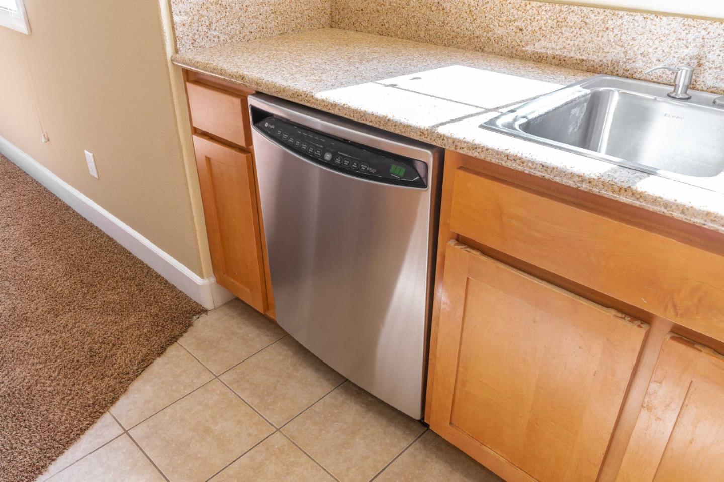 Detail Gallery Image 18 of 47 For 1024 Jena Ter, Sunnyvale,  CA 94089 - 4 Beds | 3/1 Baths