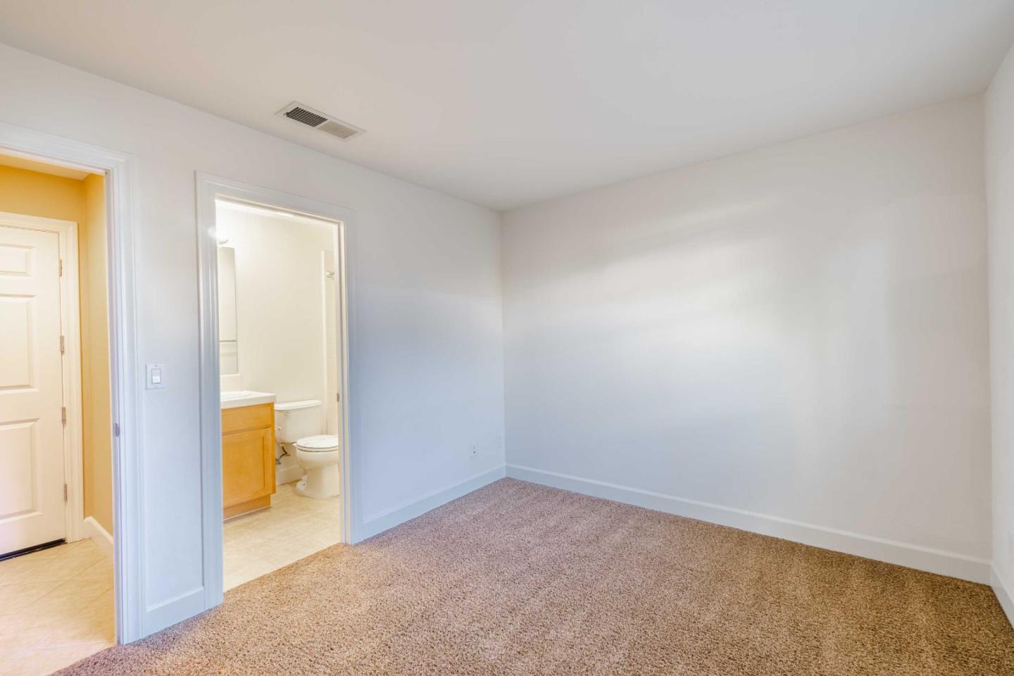 Detail Gallery Image 25 of 47 For 1024 Jena Ter, Sunnyvale,  CA 94089 - 4 Beds | 3/1 Baths