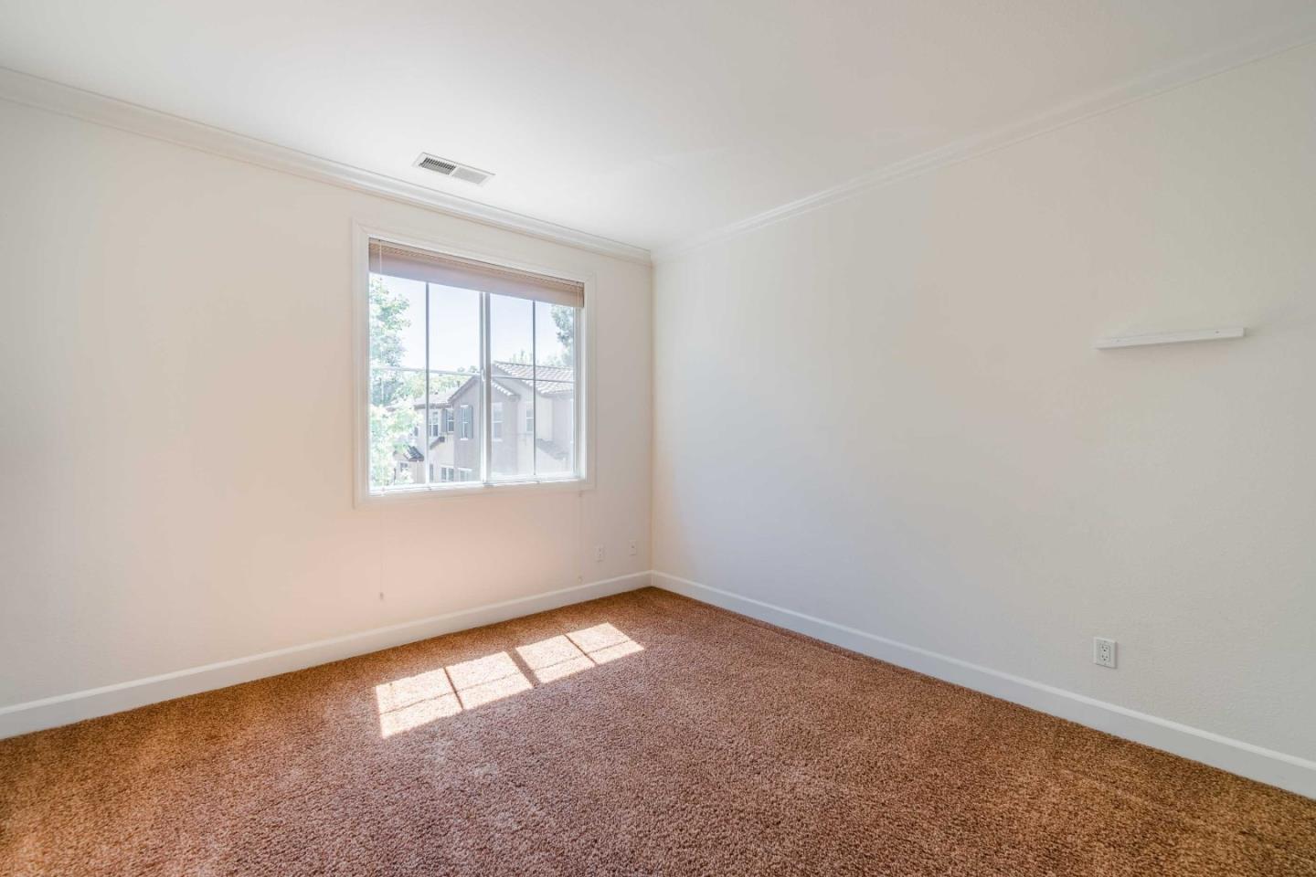 Detail Gallery Image 33 of 47 For 1024 Jena Ter, Sunnyvale,  CA 94089 - 4 Beds | 3/1 Baths