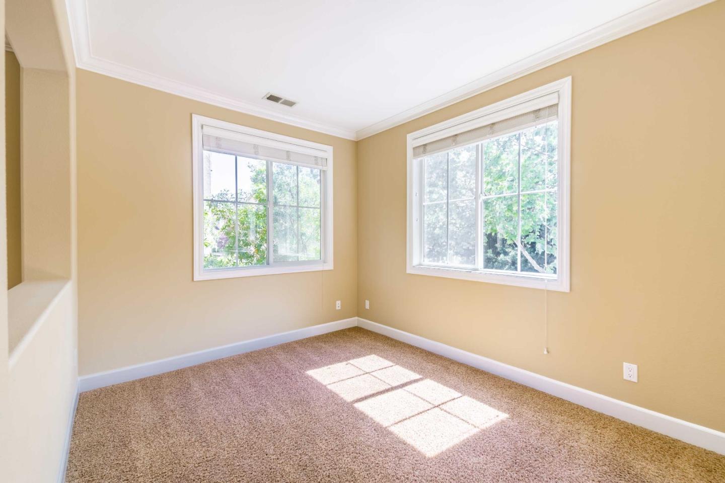 Detail Gallery Image 7 of 47 For 1024 Jena Ter, Sunnyvale,  CA 94089 - 4 Beds | 3/1 Baths