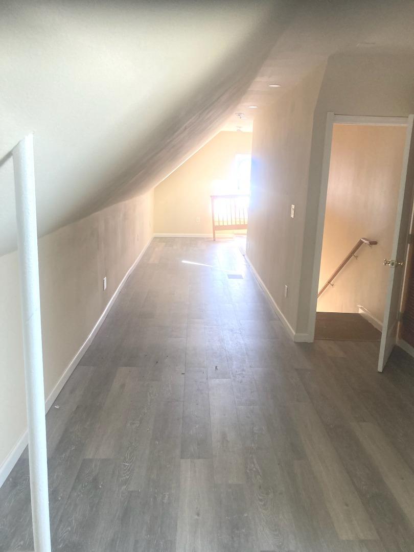 Detail Gallery Image 14 of 16 For 3306 Market St, Emeryville,  CA 94608 - 4 Beds | 3/1 Baths