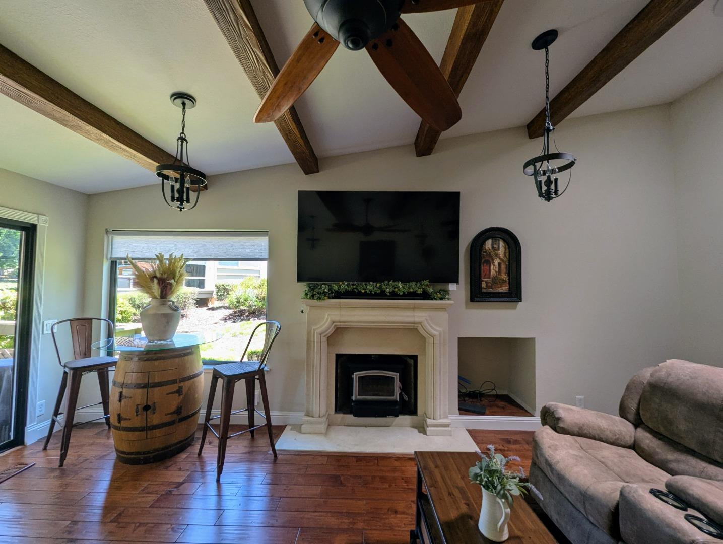 Detail Gallery Image 11 of 67 For 8442 Chenin Blanc Ln, San Jose,  CA 95135 - 2 Beds | 2 Baths