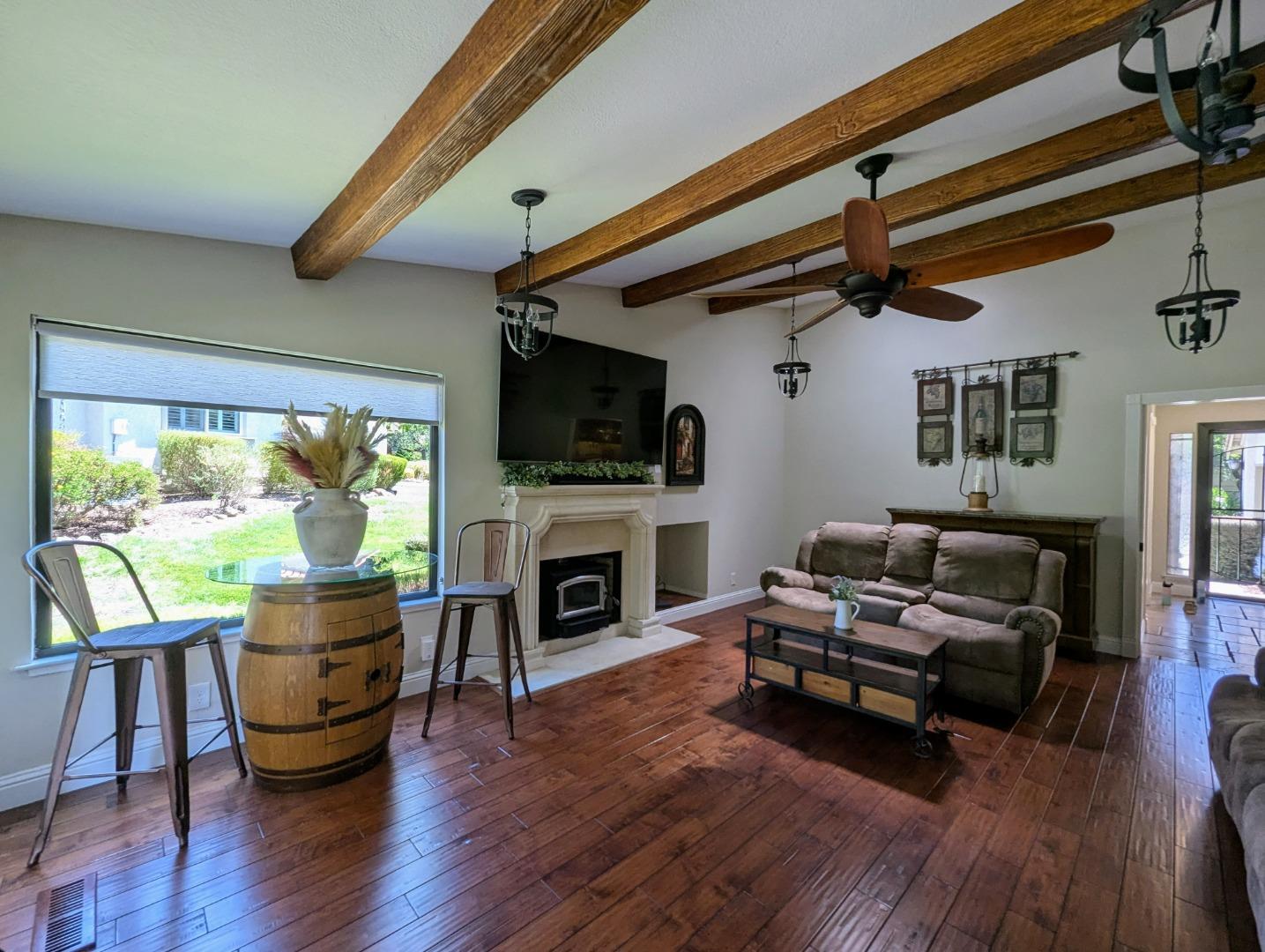 Detail Gallery Image 12 of 67 For 8442 Chenin Blanc Ln, San Jose,  CA 95135 - 2 Beds | 2 Baths